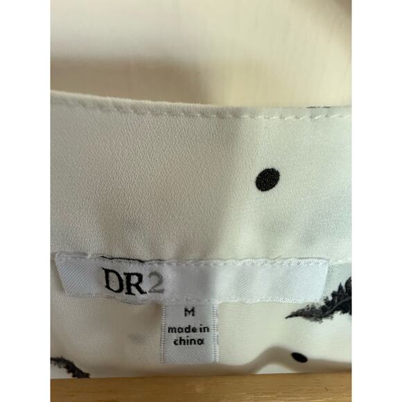 DR2 boutique white black feather print novelty 3/4 sleeve v neck top blouse - Picture 4 of 5